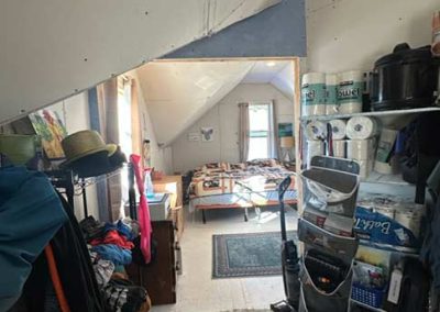 image of the upstairs walkin closet
