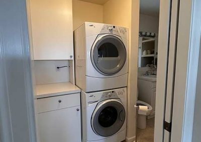 image of the laundry/bathroom