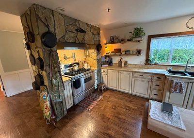 image of the kitchen