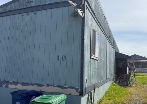 Trailer #10 at 4 1/2 Street