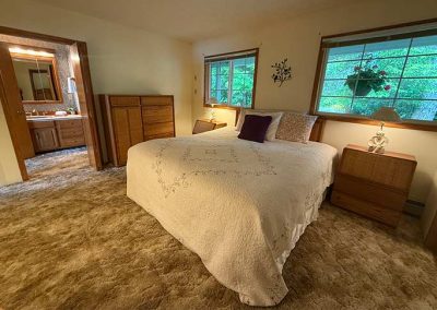 image of the master bedroom